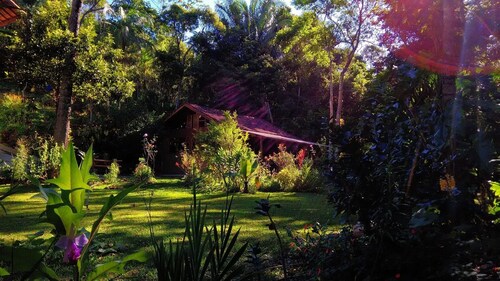 Sítio Kikiô - Charming House by the River in Lumiar
