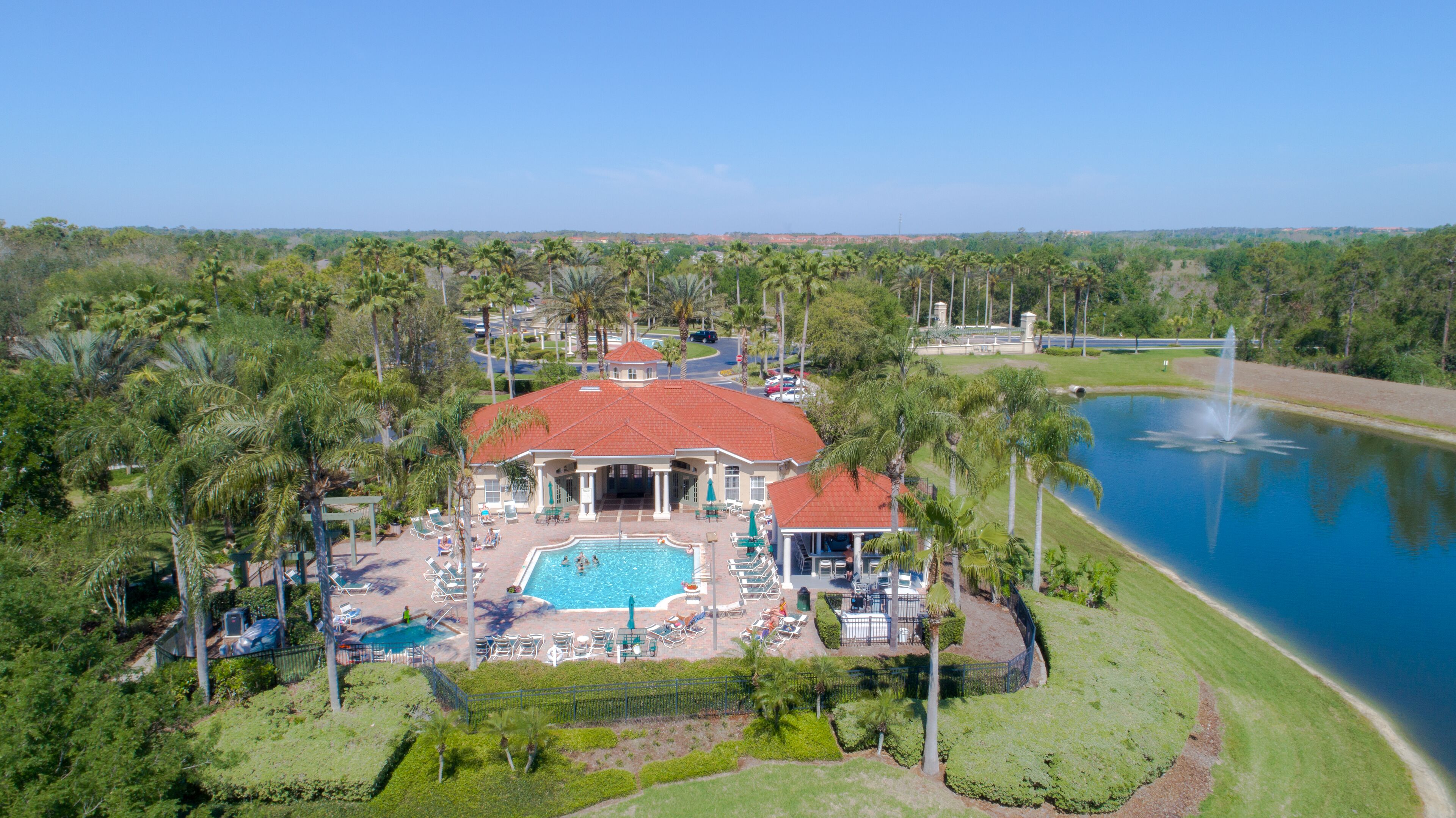 Spacious Pool Villa /7 RM 51/2 BA/5 Miles Disney World