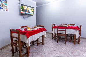 Desayuno continental incluido todos los días