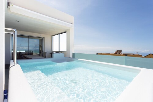 MAISON DE TULIO JOY & RELAX