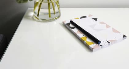 Kitsilano Modern Comfort - Spacious 1 bedroom in quiet tree lined neighbourhood