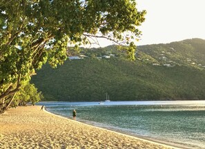 On the beach, sun-loungers, beach towels - ★★★★★Spectacular Water View-Private Wrap-Around Balcony-3 Pools-2 Restaurants ☼☼ (St. Thomas)