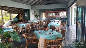 Dining - ★★★★★Spectacular Water View-Private Wrap-Around Balcony-3 Pools-2 Restaurants ☼☼ (St. Thomas)
