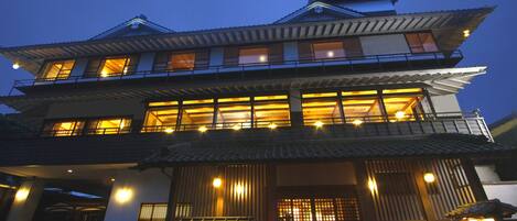 Front of property – evening/night