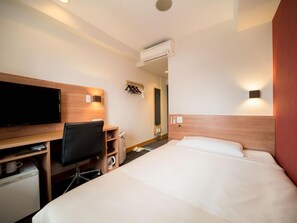 Bügeleisen/Bügelbrett, kostenloses WLAN, Bettwäsche