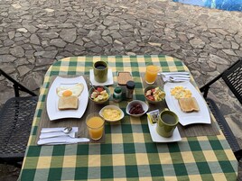 包含每日欧式早餐