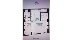 A ground floor plan of a house with a kitchen, two bedrooms, and a reception room. - Notting Hill Chic sleeps 4-5 - 2 bedrms/2 bathrms-one en-suite + single SofaBed (London)