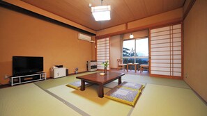Interior - Tsuguro Kogenso (Maniwa)
