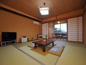 Dining - Tsuguro Kogenso (Maniwa)