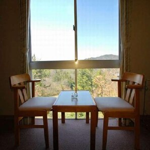 Interior - Tsuguro Kogenso (Maniwa)
