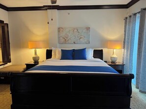 2 bedrooms, iron/ironing board, free WiFi, bed sheets - Ohana Manor, Clean and Comfortable, Sleeps 6 (Kapaʻa)