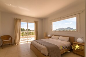 4 camere, una cassaforte in camera, ferro/asse da stiro