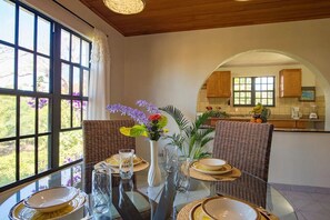 Dining - Bayview Vacation Apts - Virgin Gorda - One Bedroom (Spanish Town)
