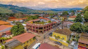 Fachada de la propiedad