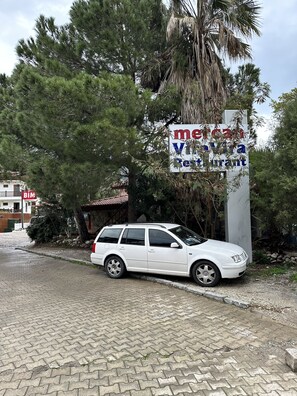 Café da manhã feito na hora todos os dias (EUR 20 por pessoa)