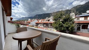 LCD TV - Mandalin Akyaka Hotel (Ula)