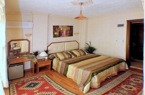 1 bedroom, desk, free WiFi