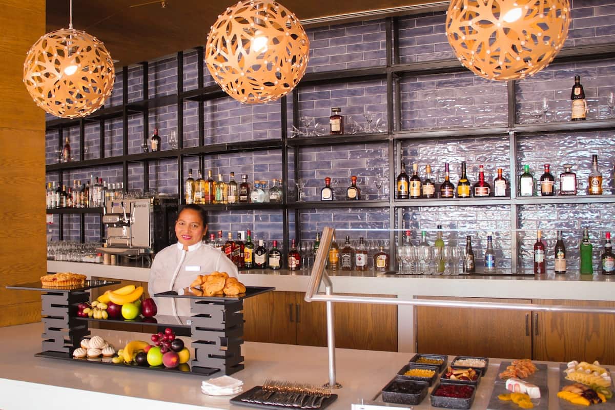 premium bedding, down duvets, free minibar, in-room safe