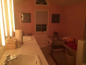 Free toiletries, hair dryer, slippers, electronic bidet