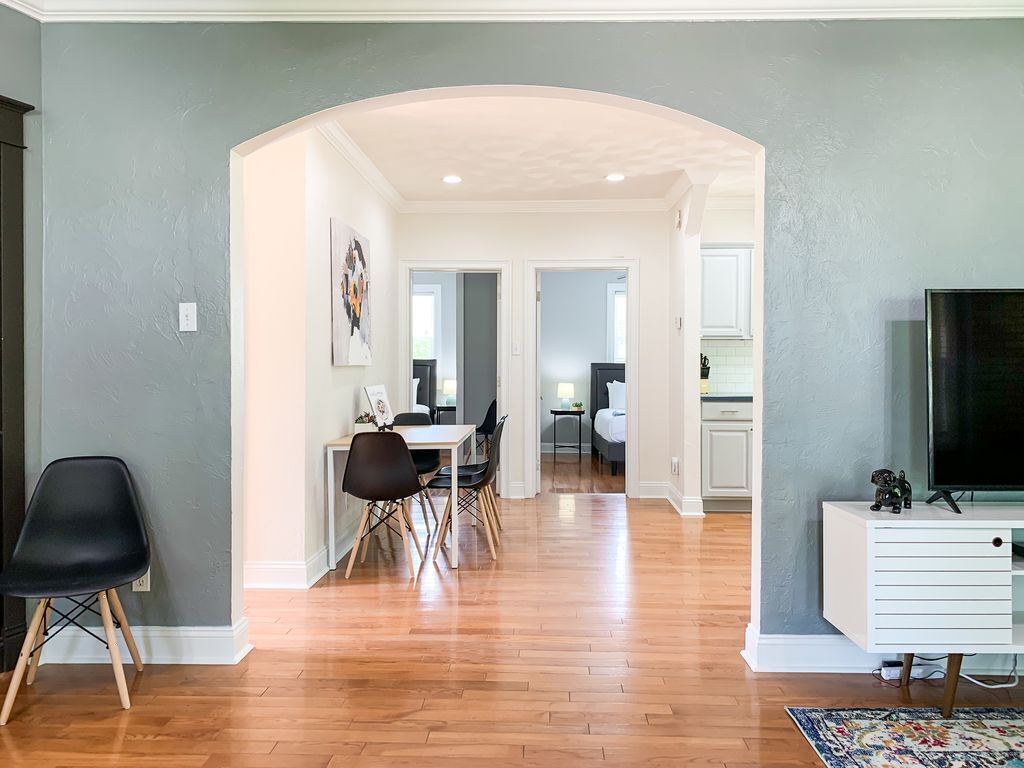 4 camere, ferro/asse da stiro, Wi-Fi gratuito, lenzuola