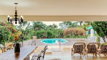 Opvarmet pool