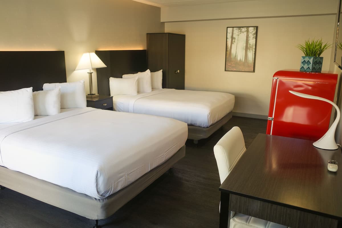 King Queen Queen ADA Suite