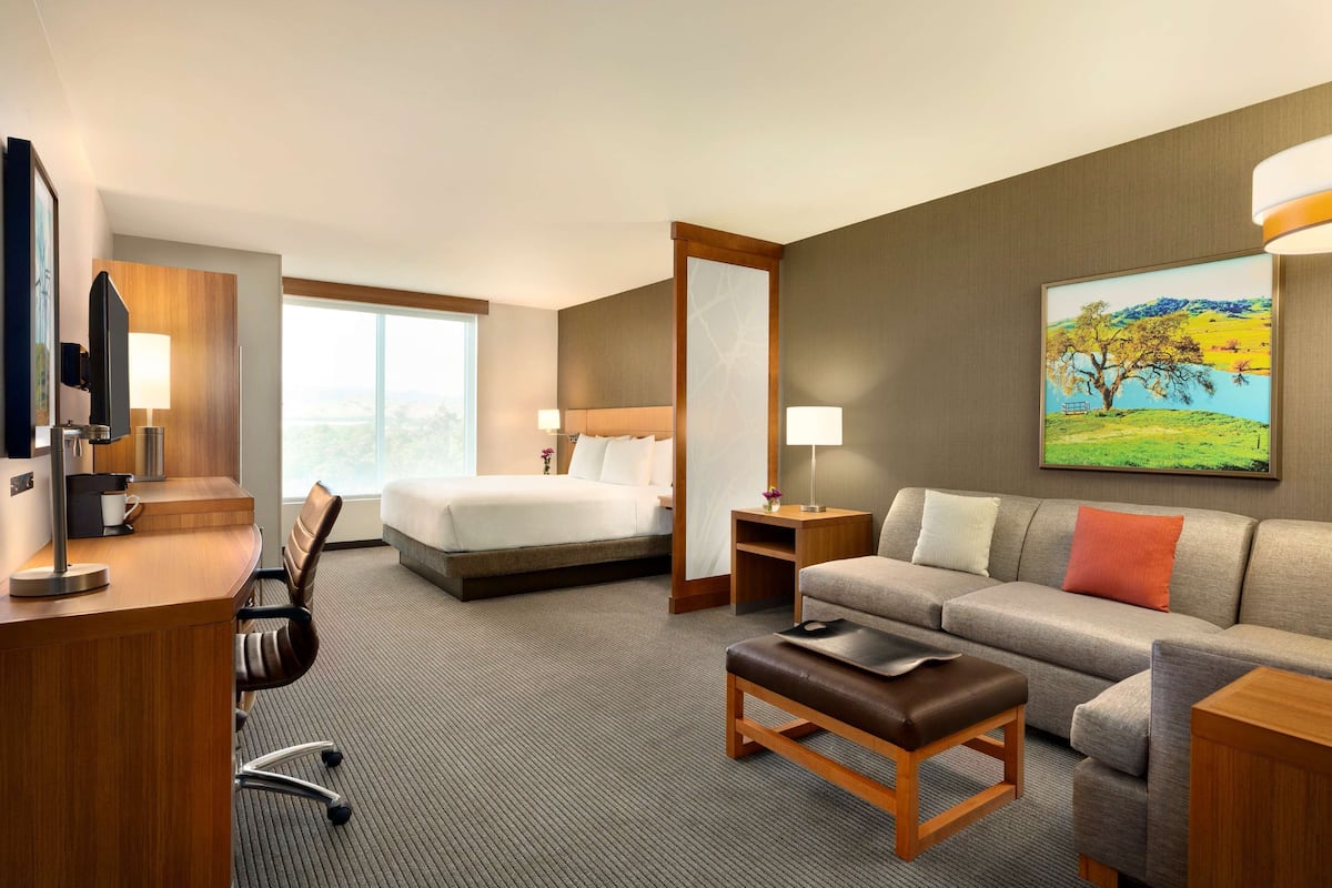 Pillow-top beds, in-room safe, desk, laptop workspace