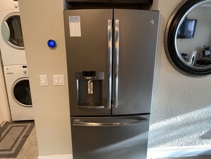 Interior - Garden Oasis with Private Heated Pool & Spa, 2 miles from Fort Lauderdale Beach  (Oakland Park)