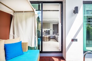 Honeymoon Villa with Private Pool | Lanai