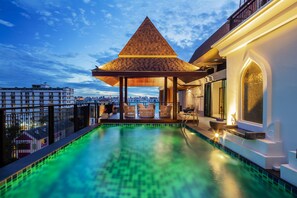 Family Villa with Private Pool | 객실에서 보이는 전망