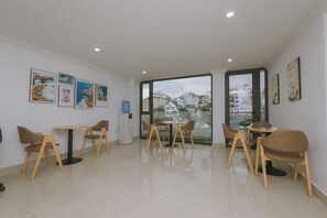 Reception - Ngan Pho Studio & Hotel  (Da Lat)