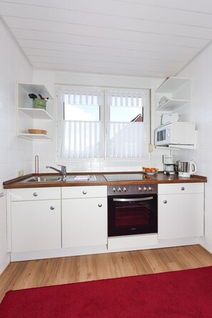 Køleskab, mikrobølgeovn