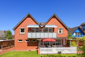 Exterior - Apartment 2 - Howe plating 2 (Esens)