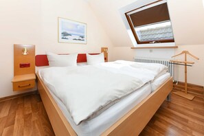 1 bedroom, in-room safe, WiFi, bed sheets - Apartment 2 - House Mecki 1 (Esens)