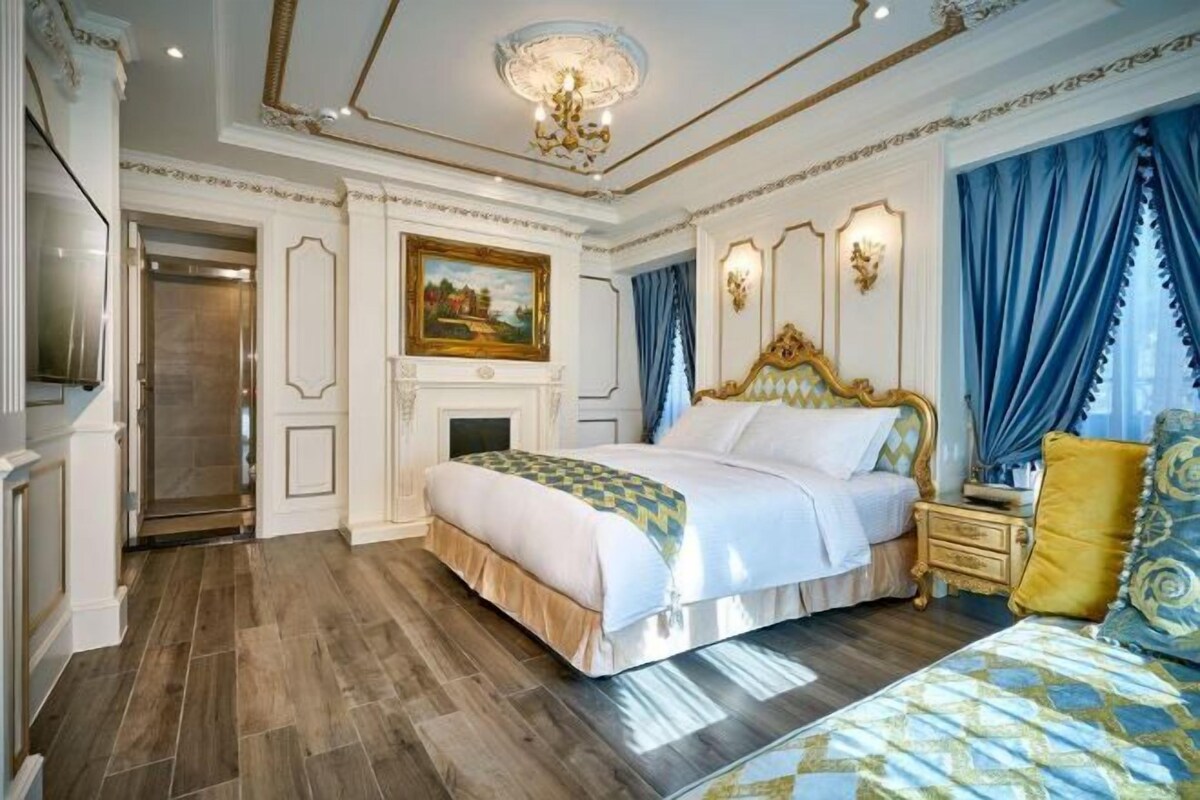 Premium bedding, down comforters, pillowtop beds, blackout drapes