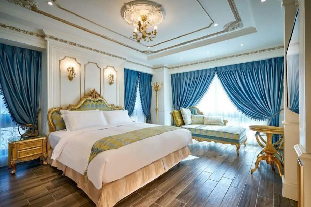 Premium bedding, down comforters, pillowtop beds, individually decorated