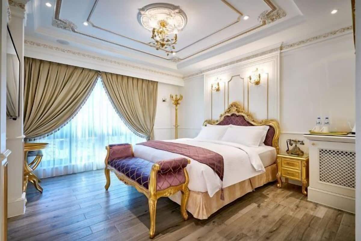 Premium bedding, down comforters, pillowtop beds, individually decorated