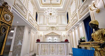 Sun Moon Lake Queen Castle Hotel
