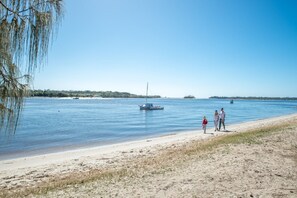 Beach nearby - Ocean Breeze - Sunshine Beach Family Home (Sunshine Beach)