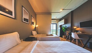 The Loft Twin Bed Room | Bàn, truy cập Internet không dây miễn phí, bộ trải giường 