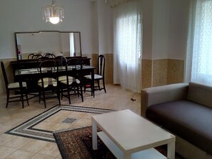 Interior - Welcome to Enrico's House (Avezzano)