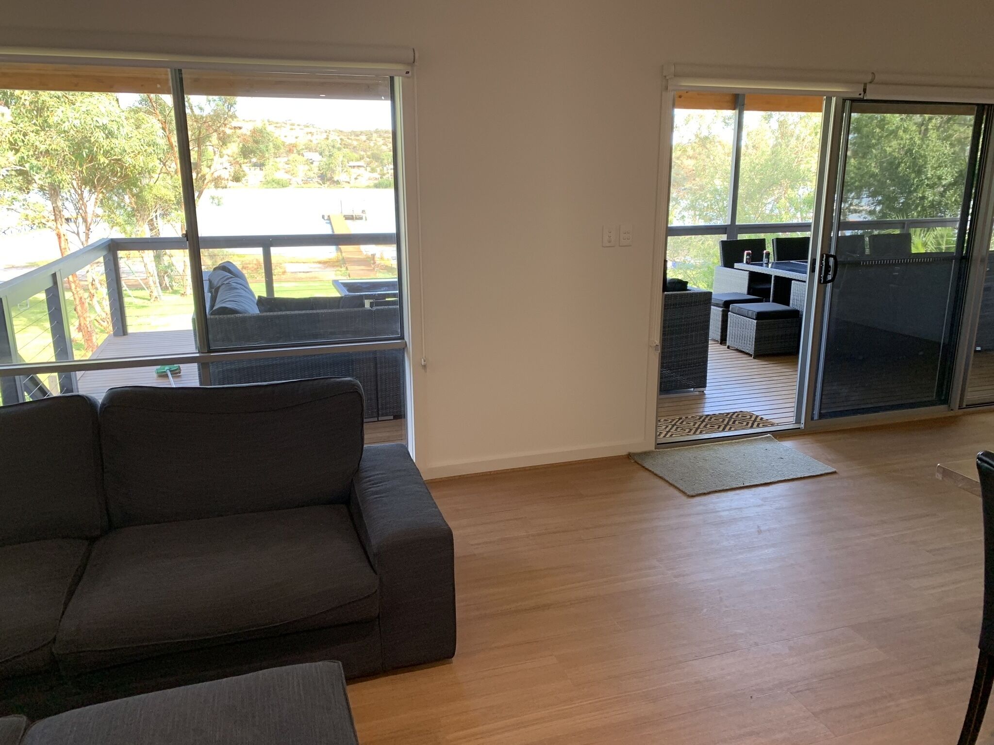 Pellaring Flat River Chalet