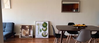 Central, confortable and friendly private room.