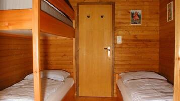 2 habitaciones, wifi gratis y ropa de cama