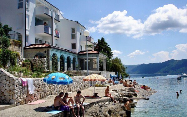 Sun-loungers, beach towels