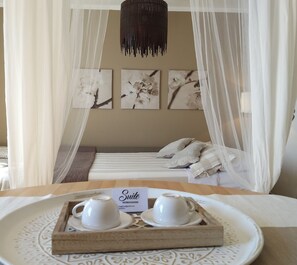 1 habitación, escritorio, wifi gratis y ropa de cama 