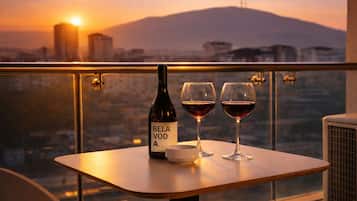 Comfort Condo, City View | Terrace/patio