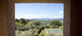 Propriedade Umbria Com Piscina Privada e Spa, Jardins e Estacionamento Privativo
