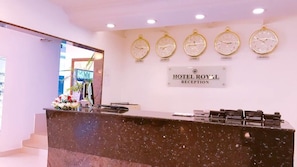 Check-in/check-out kiosk