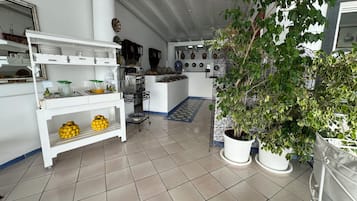 Petit déjeuner buffet compris tous les jours